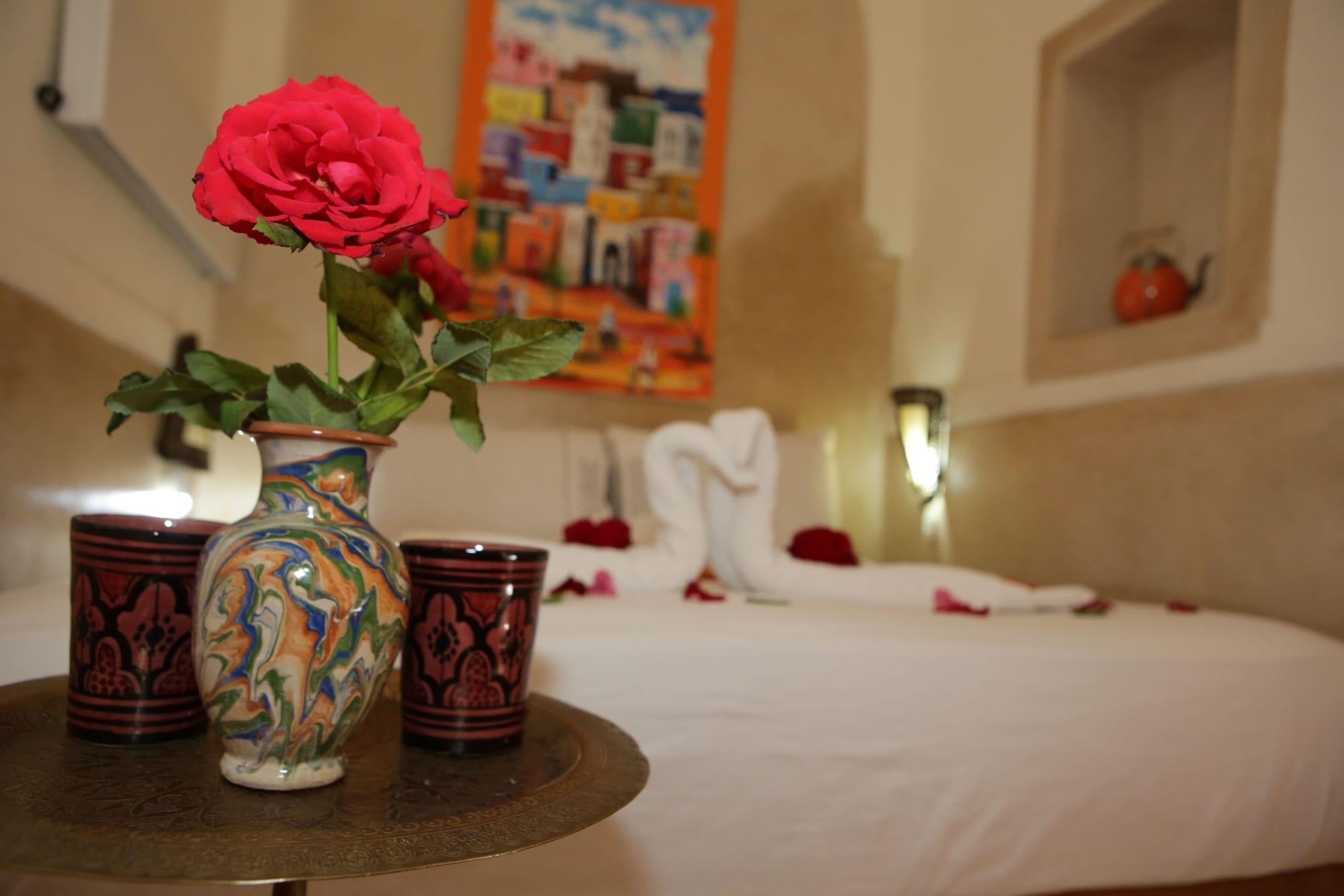 Riad White Flowers Marrakesh Esterno foto